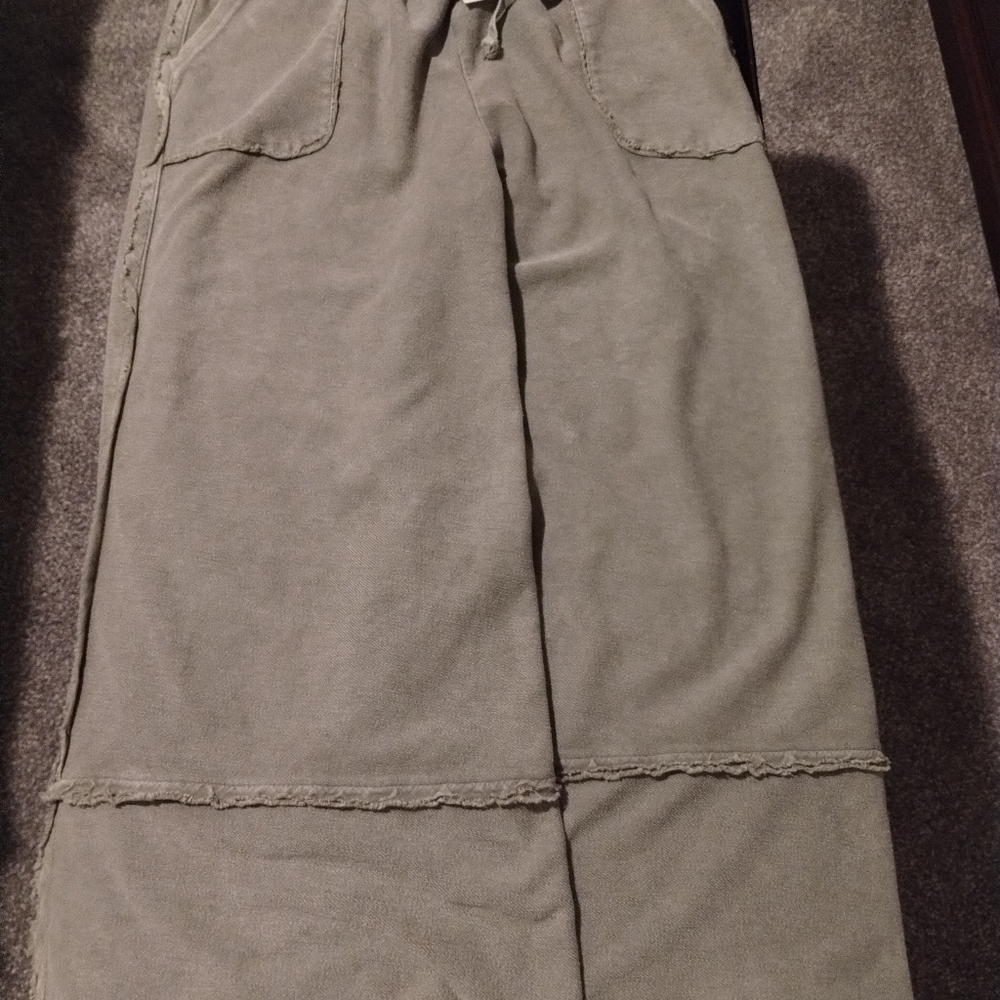 Easel Palazzo Pants